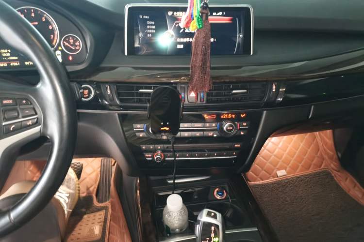 Used BMW X5 2014 xDrive35i Leading Model Audio And AC Panel