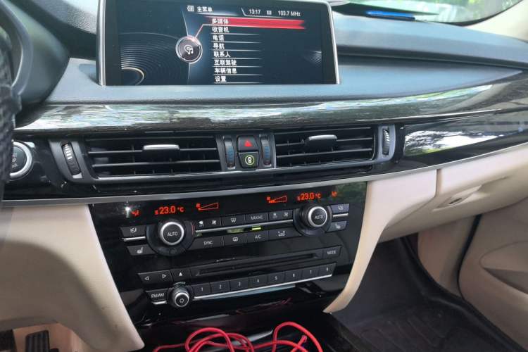 Used BMW X5 2014 xDrive35i Leading Model Audio And AC Panel