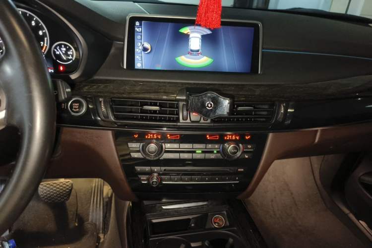 Used BMW X5 2014 xDrive35i Leading Model Audio And AC Panel