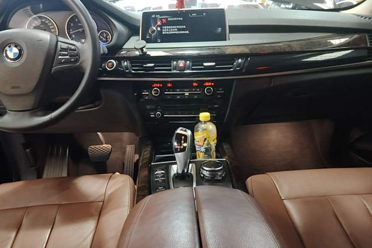 Used BMW X5 2014 xDrive35i Elegant Edition Audio And AC Panel