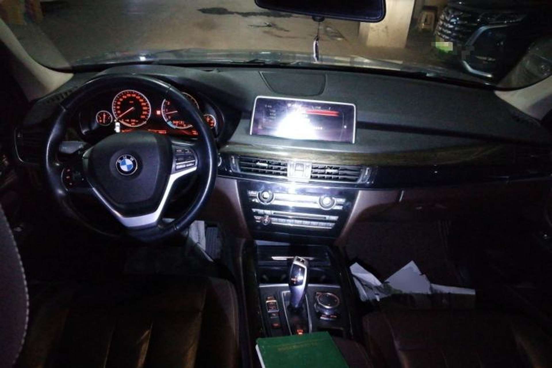 Used BMW X5 2014 xDrive35i Elegant Edition Center Console