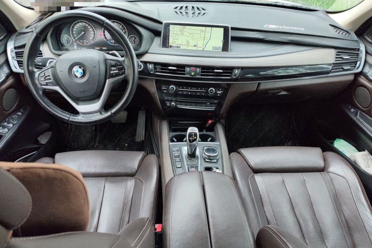 Used BMW X5 2014 xDrive35i Luxury Edition Center Console