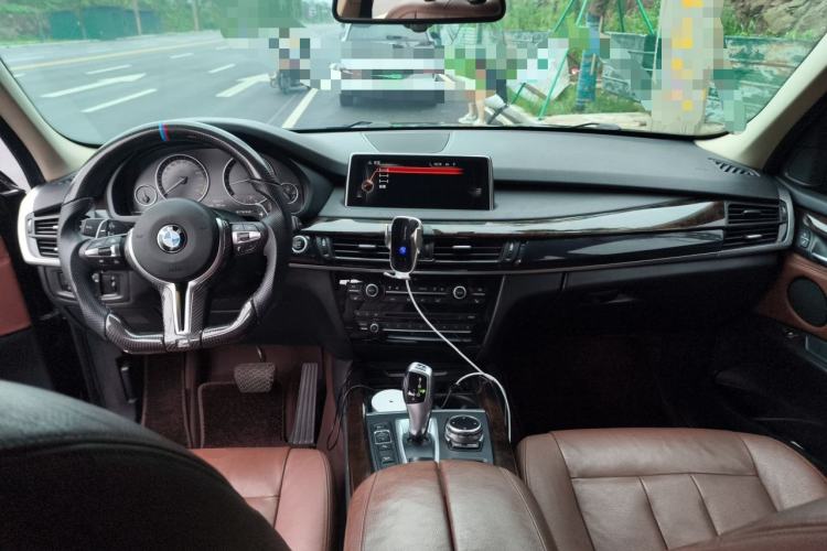 Used BMW X5 2014 xDrive35i Elegant Edition Center Console