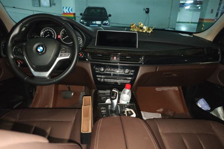 Used BMW X5 2014 xDrive35i Elegant Edition Center Console