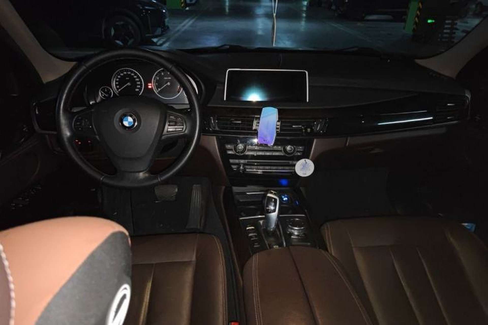 Used BMW X5 2014 xDrive35i Elegant Edition Center Console