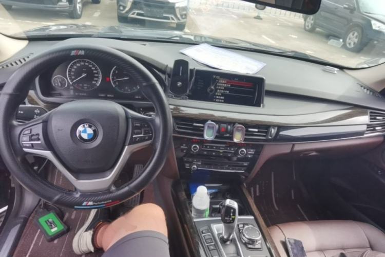 Used BMW X5 2014 xDrive35i Leading Model Center Console