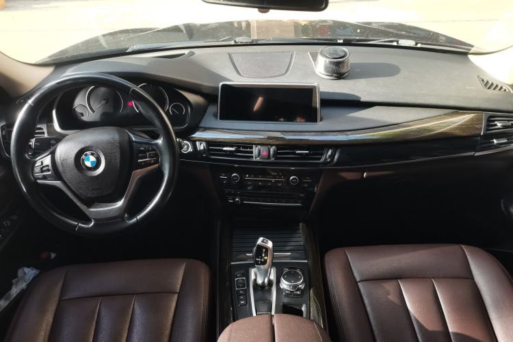 Used BMW X5 2014 xDrive35i Leading Model Center Console