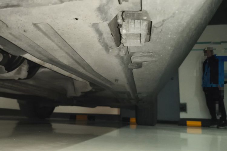 Used BMW X5  Chassis Front Left