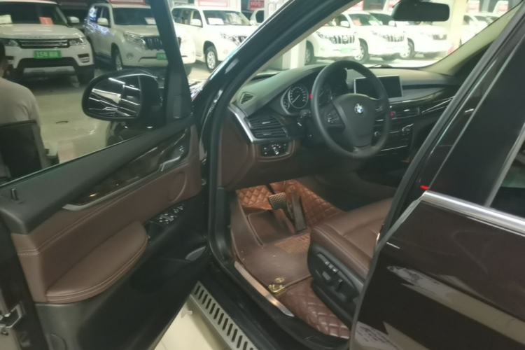 Used BMW X5 2014 xDrive35i Elegant Edition Driver Seat