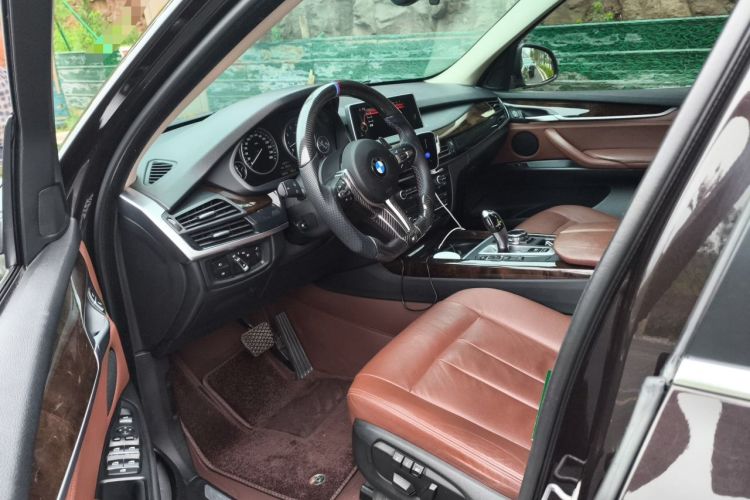 Used BMW X5 2014 xDrive35i Elegant Edition Driver Seat