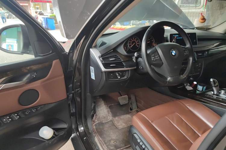 Used BMW X5 2014 xDrive35i Elegant Edition Driver Seat