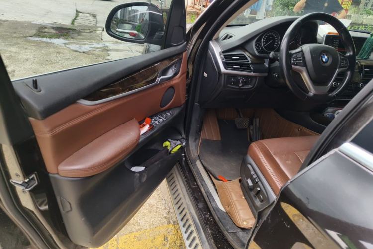 Used BMW X5 2014 xDrive35i Elegant Edition Driver Seat