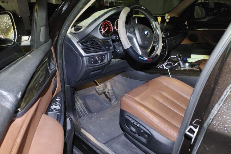 Used BMW X5 2014 xDrive35i Leading Model Driver Seat