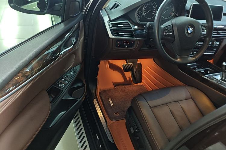 Used BMW X5 2014 xDrive35i Elegant Edition Driver Seat