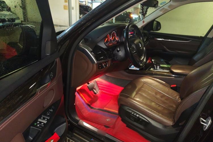 Used BMW X5 2014 xDrive35i Luxury Edition Driver Seat