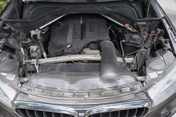Used BMW X5 2014 xDrive35i Elegant Edition Engine Bay