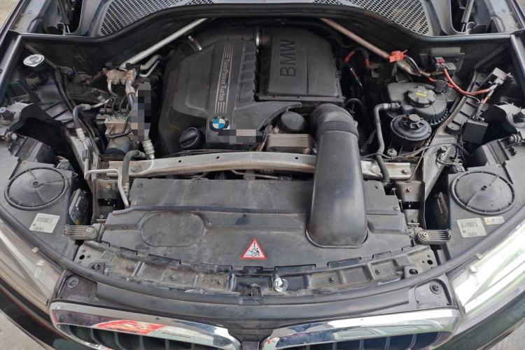 Used BMW X5 2014 xDrive35i Elegant Edition Engine Bay