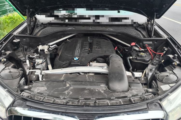 Used BMW X5 2014 xDrive35i Elegant Edition Engine Bay