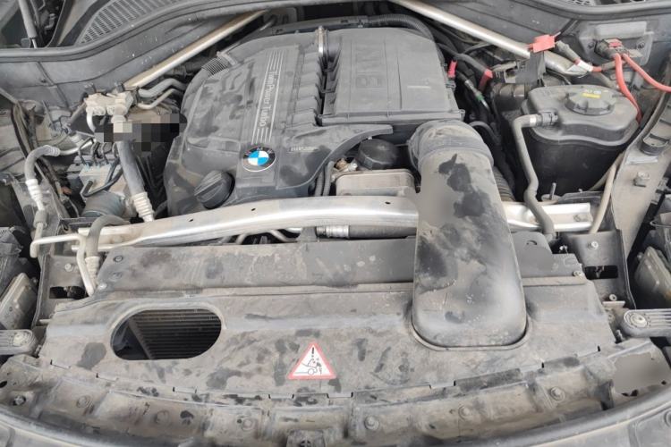 Used BMW X5 2014 xDrive35i Elegant Edition Engine Bay