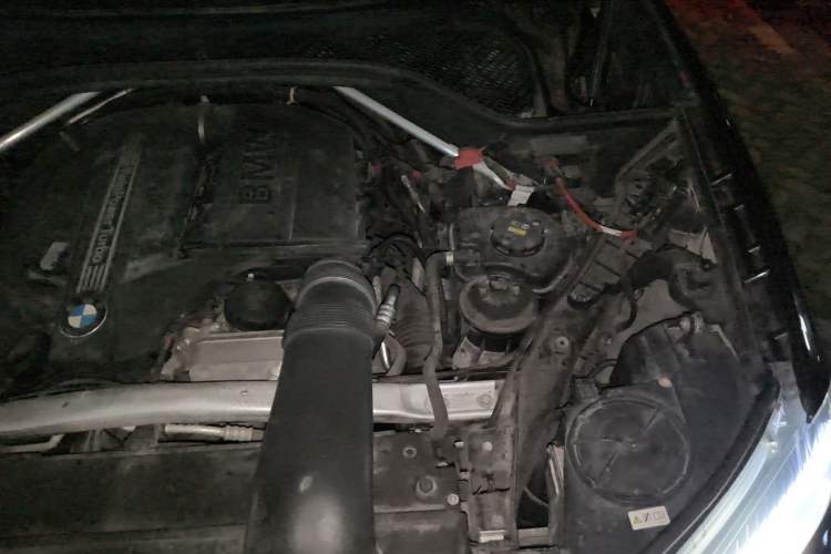 Used BMW X5 2014 xDrive35i Elegant Edition Engine Bay Left