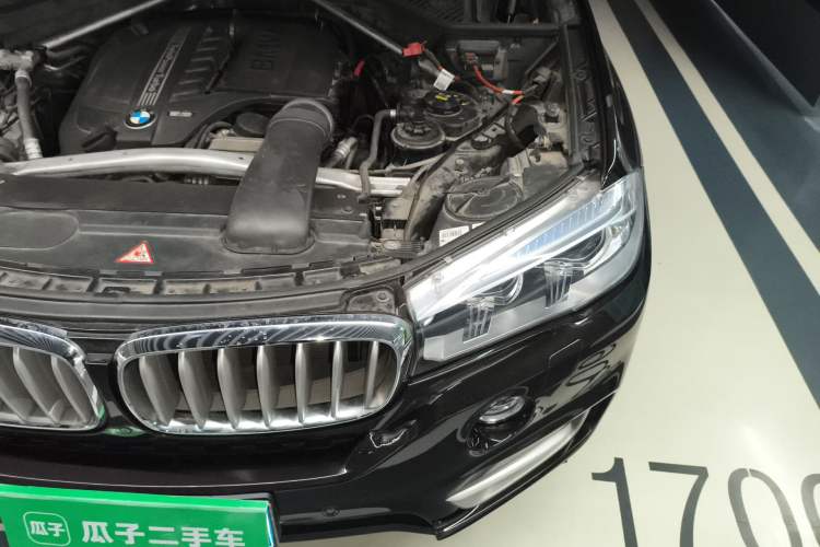 Used BMW X5  Engine Bay Left