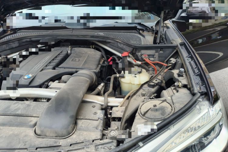 Used BMW X5 2014 xDrive35i Elegant Edition Engine Bay Left
