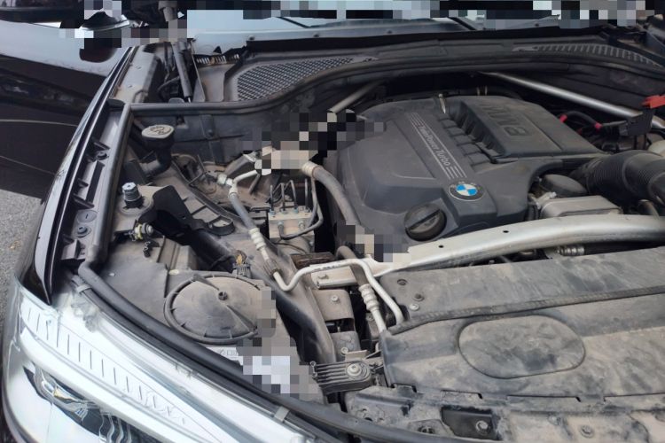 Used BMW X5 2014 xDrive35i Elegant Edition Engine Bay Right
