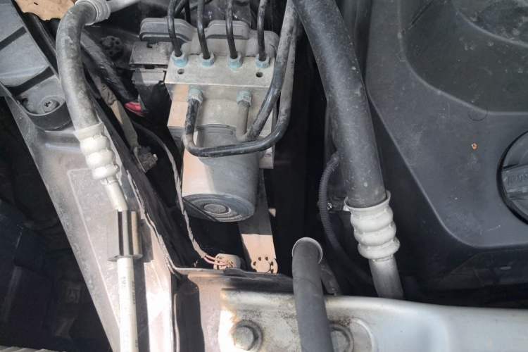 Used BMW X5 2014 xDrive35i Leading Model Engine Bay Right
