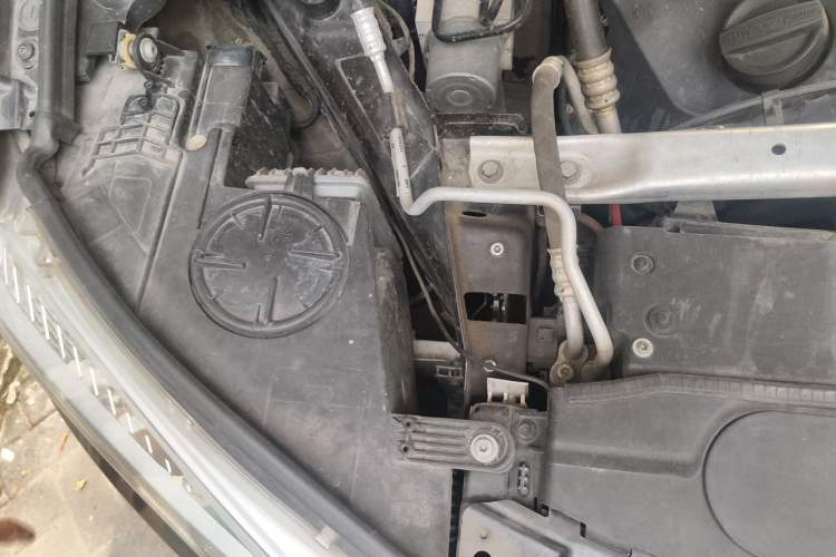 Used BMW X5 2014 xDrive35i Leading Model Engine Bay Right