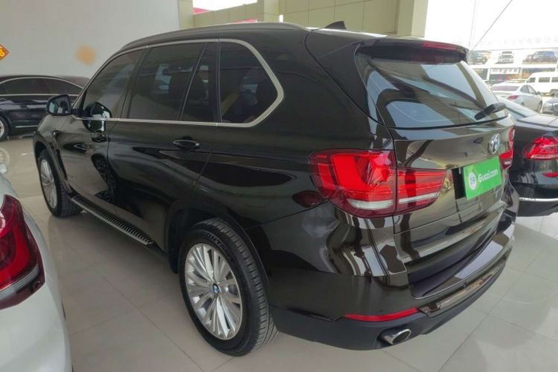 Used BMW X5 2014 xDrive35i Leading Model Exterior 2
