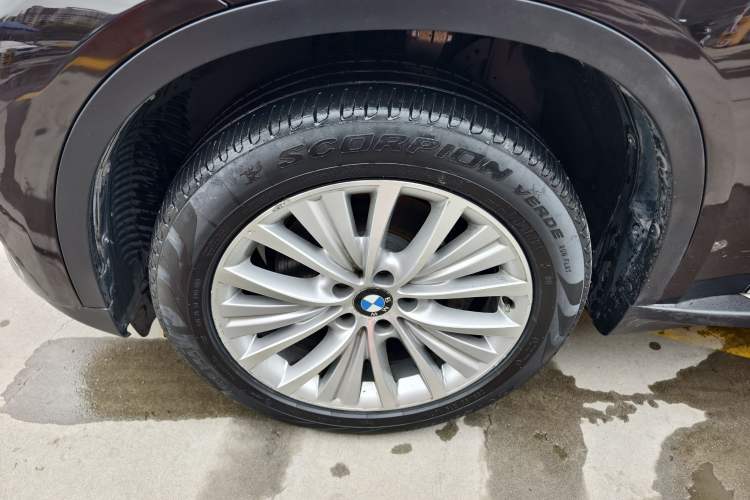 Used BMW X5 2014 xDrive35i Leading Model Exterior 6