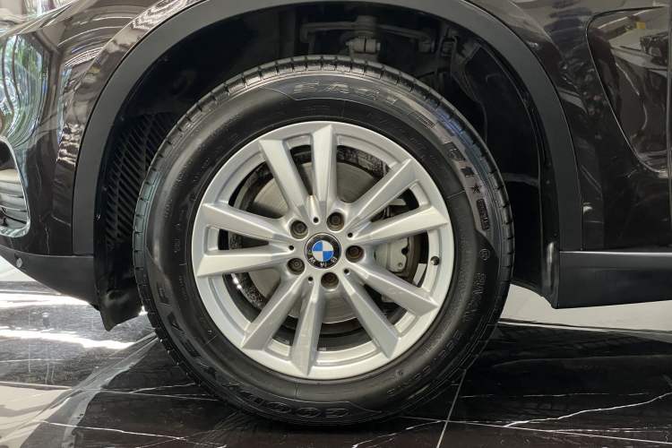 Used BMW X5 2014 xDrive35i Elegant Edition Exterior 7