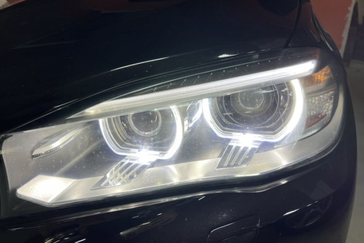 Used BMW X5 2014 xDrive35i Elegant Edition Exterior 7