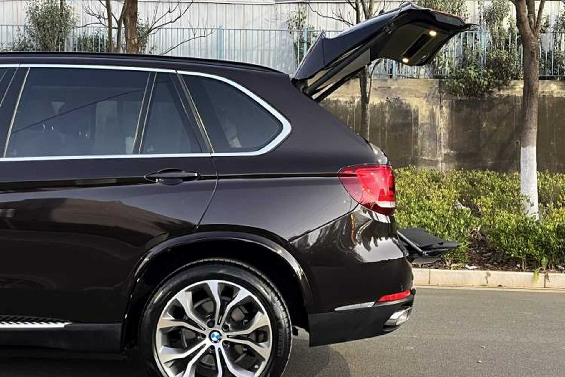 Used BMW X5 2014 xDrive35i Elegant Edition Exterior 7