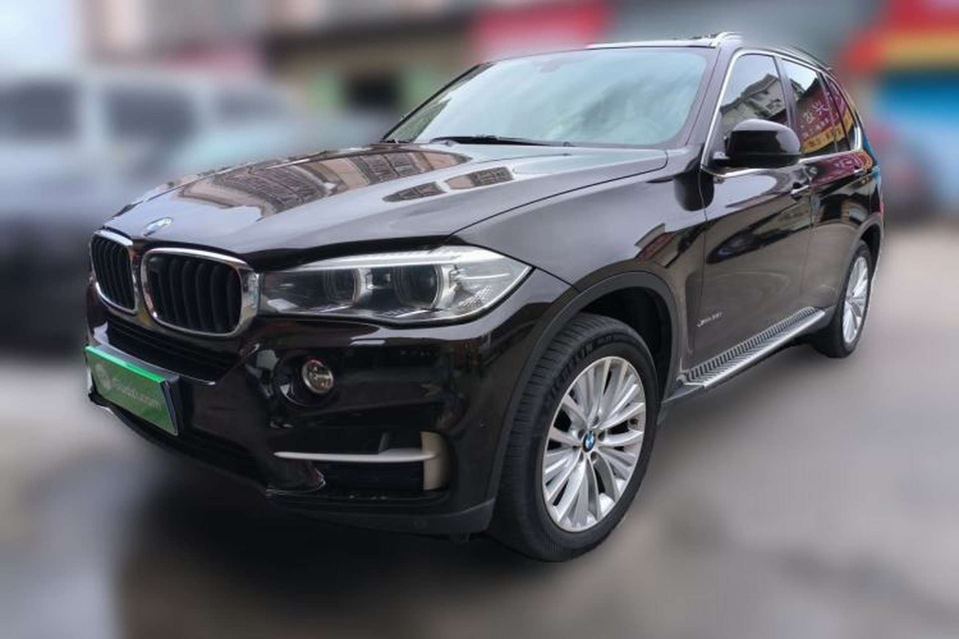Used BMW X5 2014 xDrive35i Leading Model Front Left 45 Deg