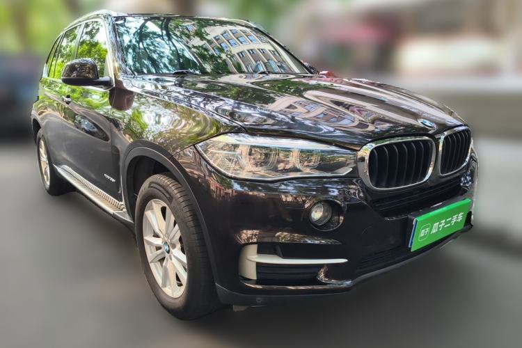 Used BMW X5 2014 xDrive35i Elegant Edition Front Right 45 Deg