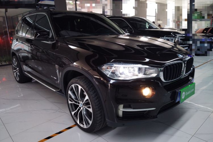 Used BMW X5 2014 xDrive35i Elegant Edition Front Right 45 Deg