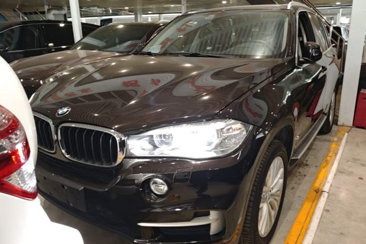 Used BMW X5 2014 xDrive35i Leading Model Front