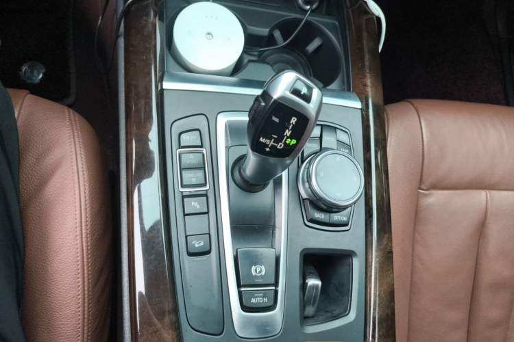 Used BMW X5 2014 xDrive35i Elegant Edition Gear Lever