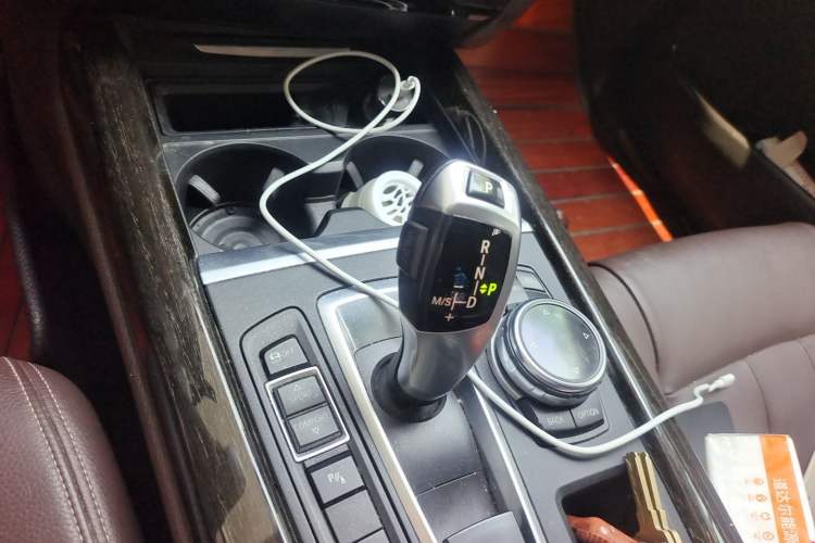 Used BMW X5 2014 xDrive35i Luxury Edition Gear Lever