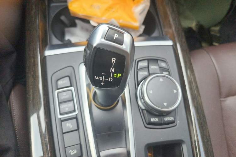 Used BMW X5 2014 xDrive35i Leading Model Gear Lever