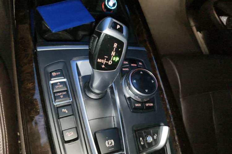 Used BMW X5 2014 xDrive35i Elegant Edition Gear Lever