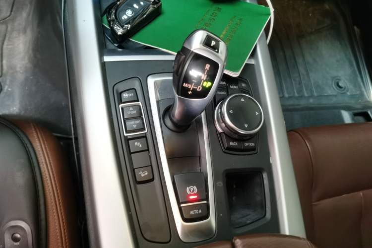 Used BMW X5 2014 xDrive35i Gasoline 5-seater U.S. specification Gear Lever