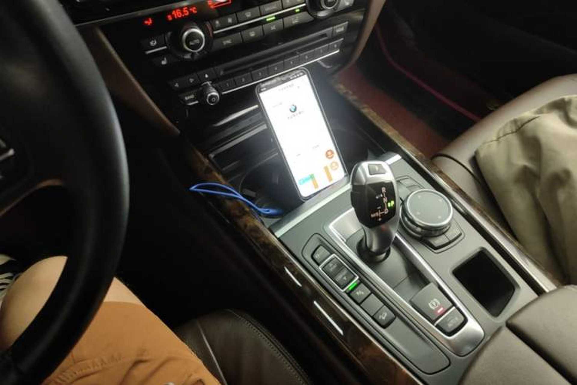 Used BMW X5 2014 xDrive35i Elegant Edition Gear Lever