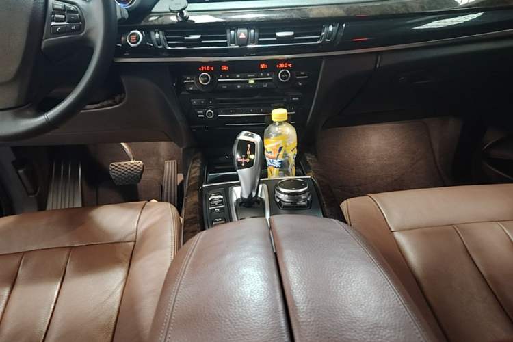 Used BMW X5 2014 xDrive35i Elegant Edition Gear Lever