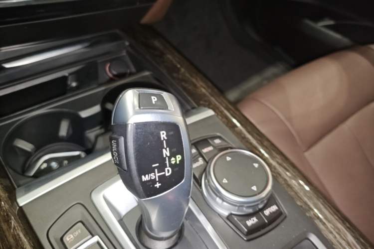 Used BMW X5 2014 xDrive35i Leading Model Gear Lever