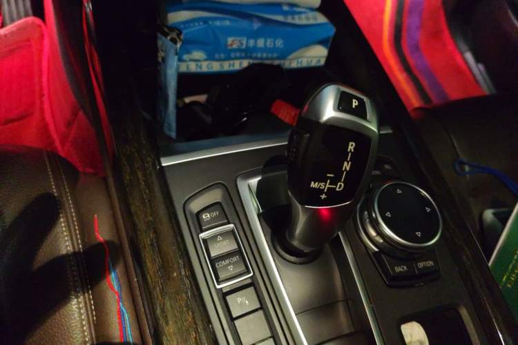 Used BMW X5 2014 xDrive35i Luxury Edition Gear Lever