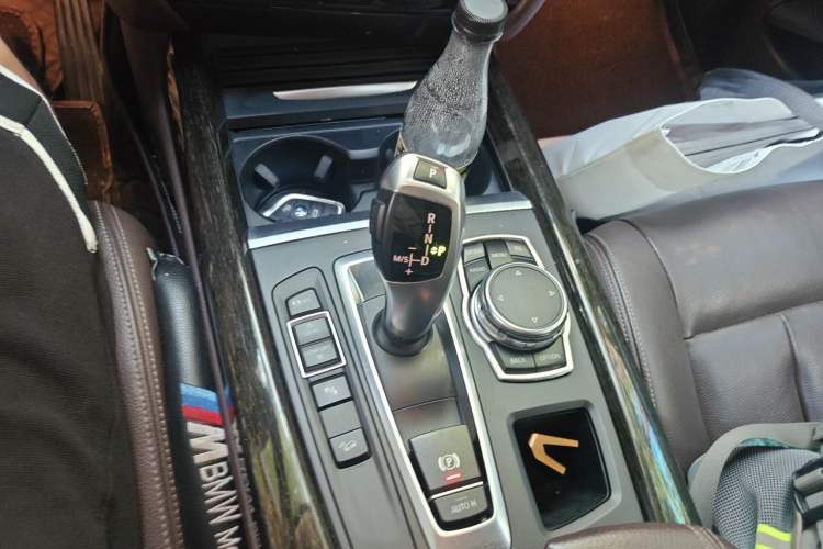 Used BMW X5 2014 xDrive35i Leading Model Gear Lever