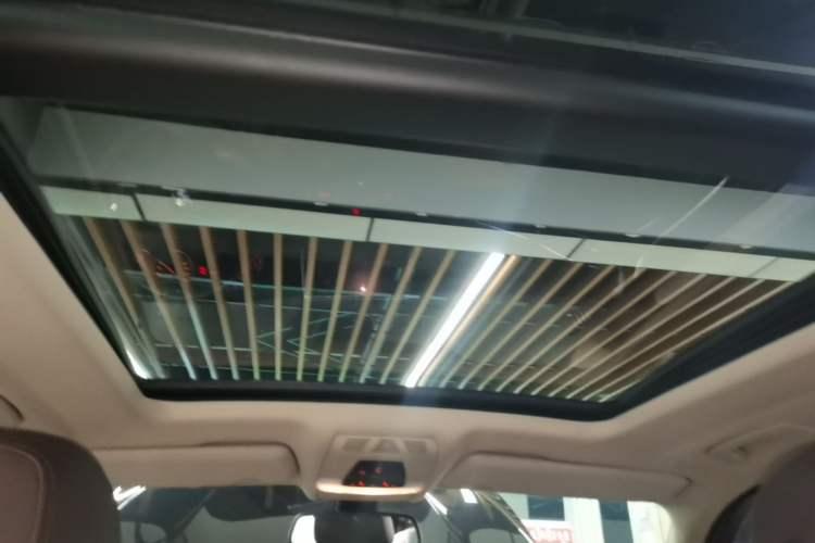 Used BMW X5 2014 xDrive35i Elegant Edition Headliner