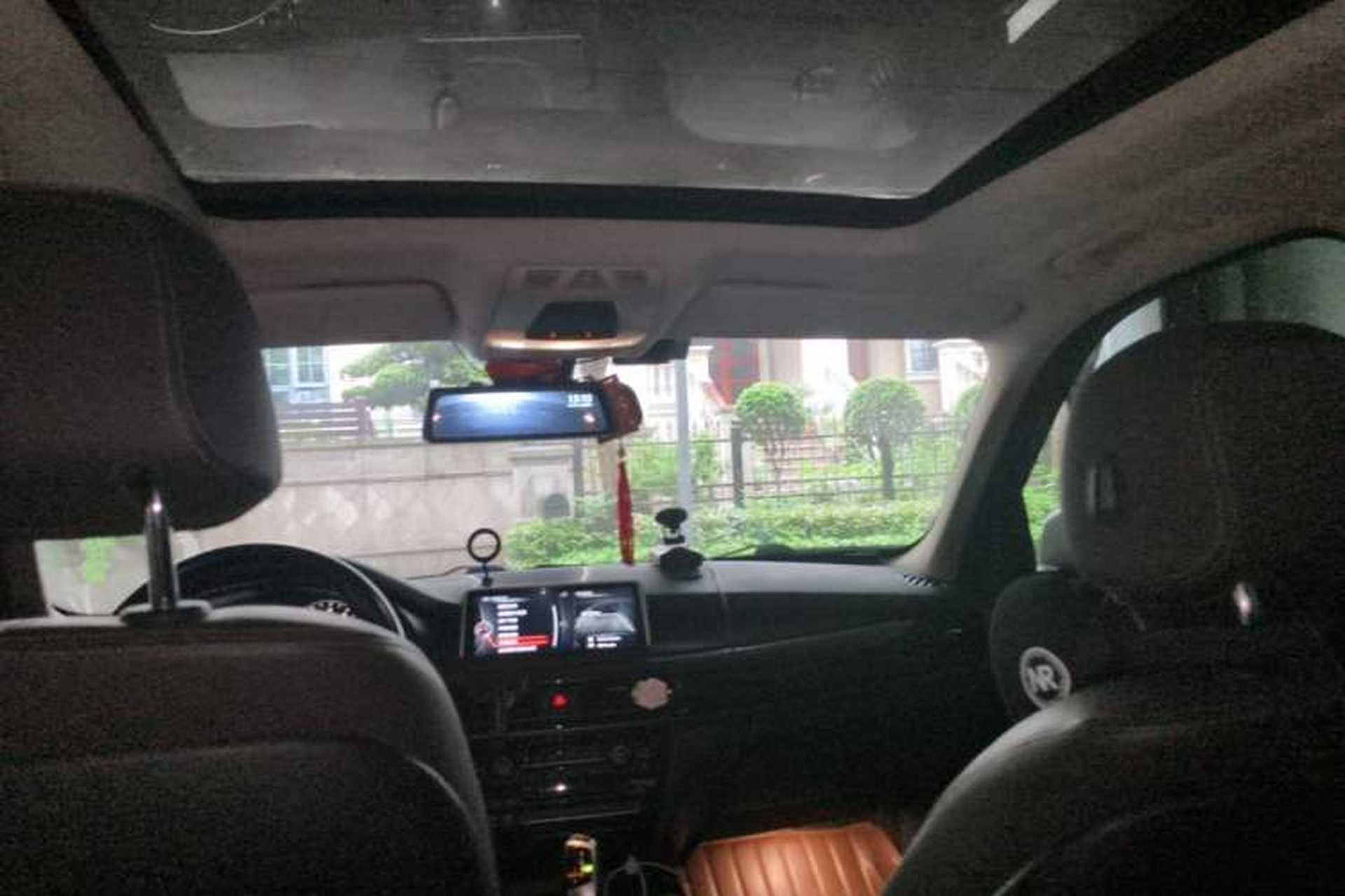 Used BMW X5  Headliner